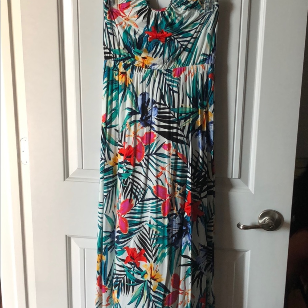 Maxi floral dress